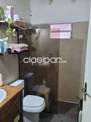 Casa de dos dormitorios con piscina y quincho en tembetary, Asunción, foto 1