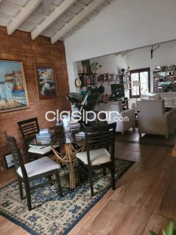 Casa de dos dormitorios con piscina y quincho en tembetary, Asunción, foto 3