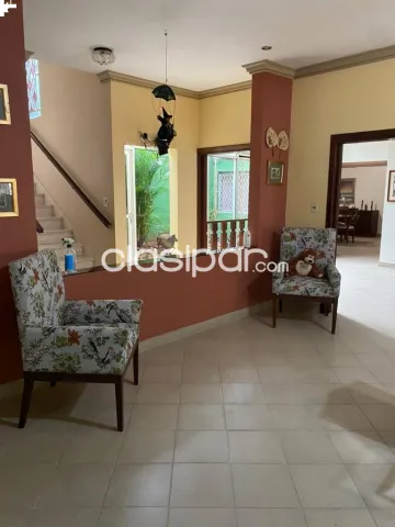 Majestuosa residencia de siete dormitorios en barrio mariscal lópez, Asunción, foto 4