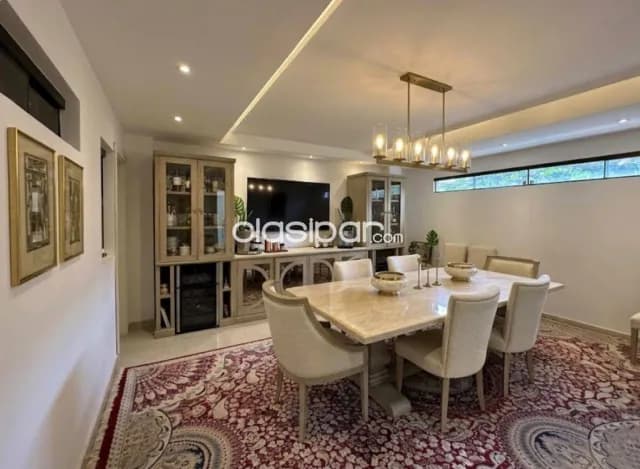 Casa de tres dormitorios con pileta en barrio las Carmelitas, Asunción, foto 3