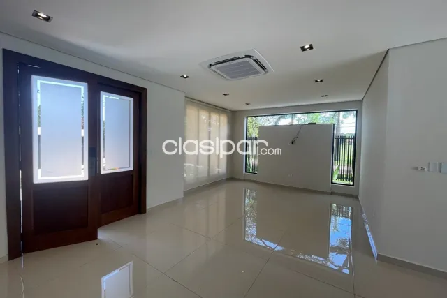 Casa de lujo en venta en Lambaré, foto 3