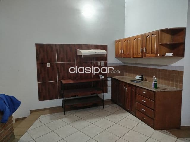 Casa con 3 salones Comerciales - Renta Inmediata - Caacupé, foto 1