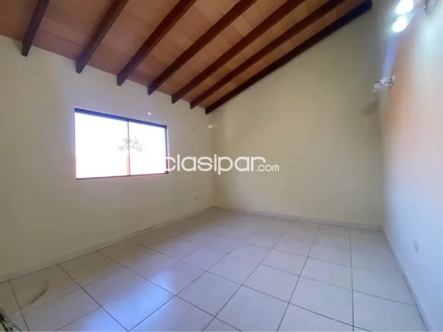 AMPLIO Duplex de 3 Dormitorios en zona Supermas de Ñemby barrio Pai Ñu sobre asfal, foto 3
