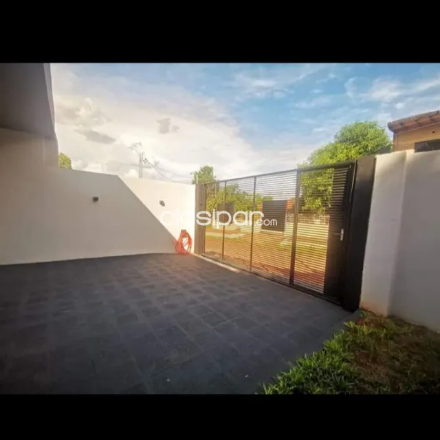 Duplex de 2 Dormitorios en Villa Elisa zona Parque Japones barrio Mbocajaty, foto 3