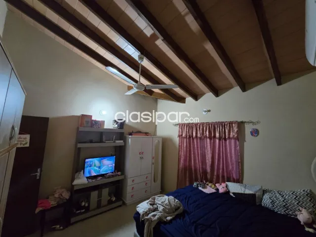 Casa de 2 dormitorios en esquina barrio Cañada Garay de Luque a una cuadra de la rut, foto 3