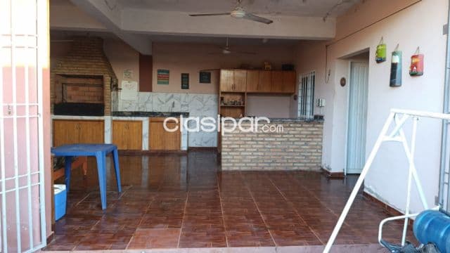 Casa Quinta de 2 dormitorios e terreno de 720m2 detras del Stock de Guarambare, foto 1