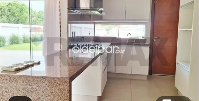 Casa moderna amplia 2 plantas s/avda.san isidro-bo.villa cerro cora-lambare, foto 4
