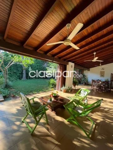 Hermosa mansión vintage de seis dormitorios con piscina en mburicaó, Asunción, foto 5