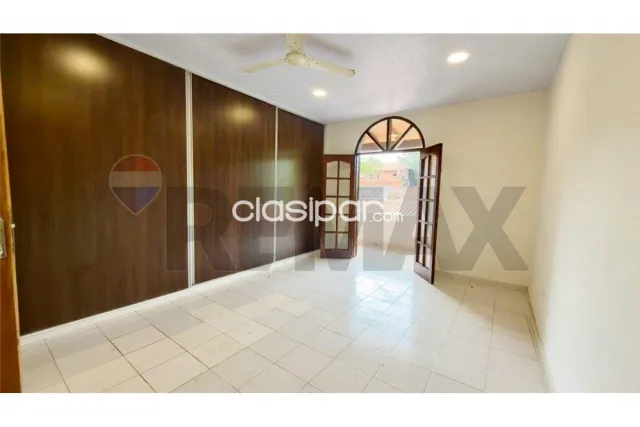 Casa en venta en Lambaré, foto 2