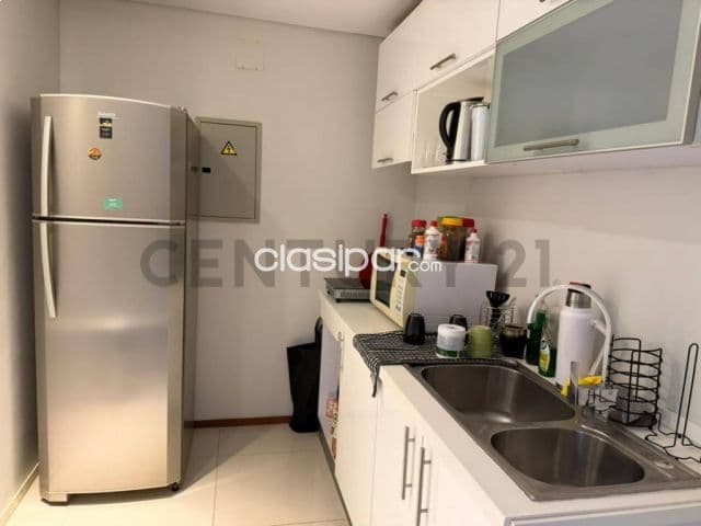 En Venta Departamento de 1 Habitación en el Edificio THE ONE - Santa Teresa