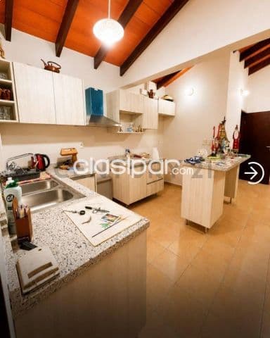 chalet de una planta en Lambare