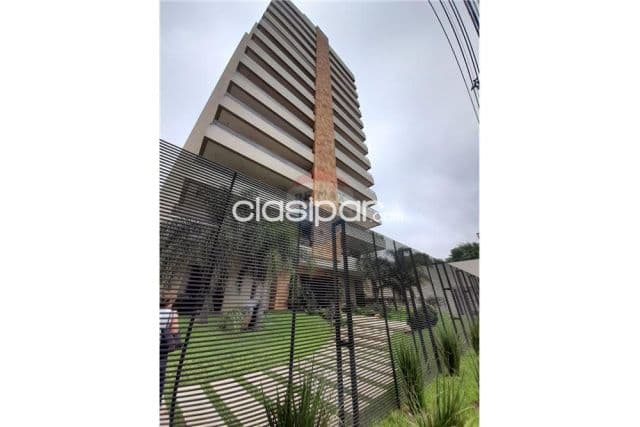 Departamento en Carmelitas sobre molas lopez 245 m2