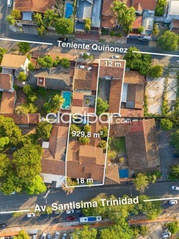 amplio terreno con construccion a refaccionar o demoler en Barrio Trinidad-Asuncion