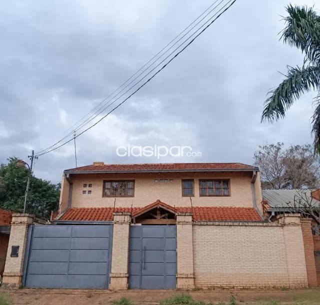Casa de 2 pisos en Barrio América- Luque, foto 2