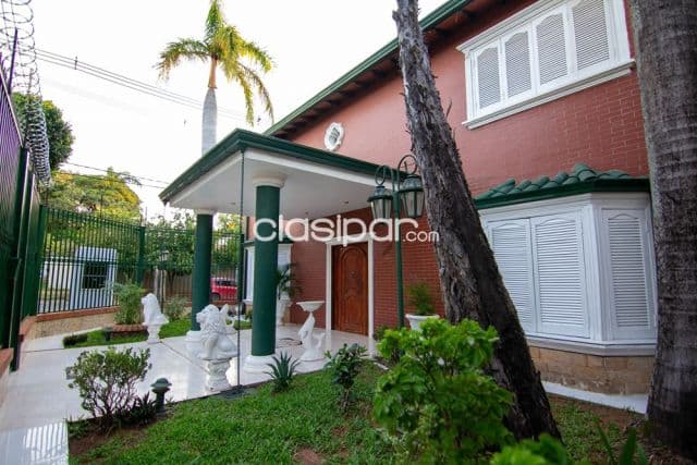 Residencia amoblada en Lambaré!!