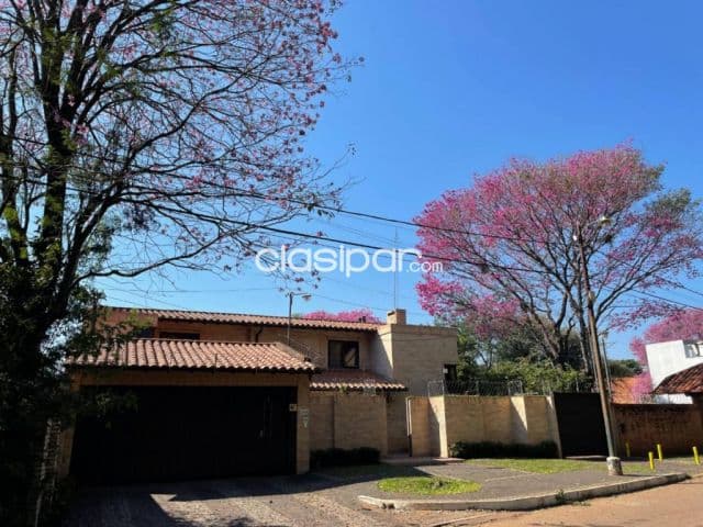 Casa en asuncion en santa librada