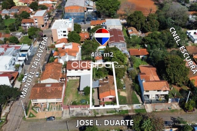 Amplio terreno en barrio Herrera