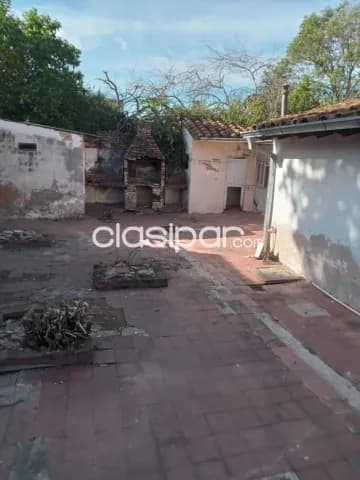 EN VENTA Terreno con construcción a demoler en Sajonia. Zona Palacio de Justicia, foto 4