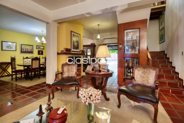 Casa en asuncion en ycua sati - denis roa, foto 2