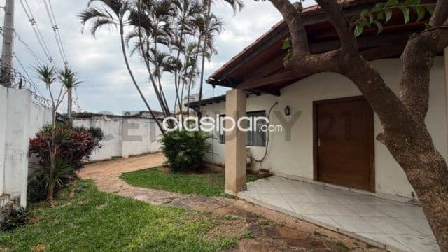 terreno con construccion en Virgen de Fatima - Asuncion
