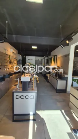 local comercial de 80 m2 sobre Av. Santísima Trinidad - Mburucuyá COD A0762, foto 3