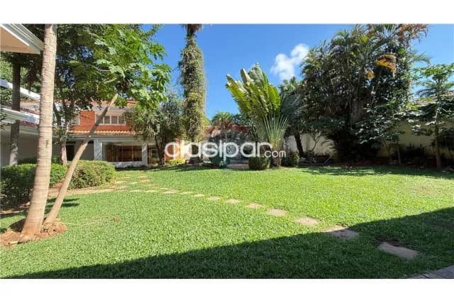 En venta residencia zona centenario, foto 2