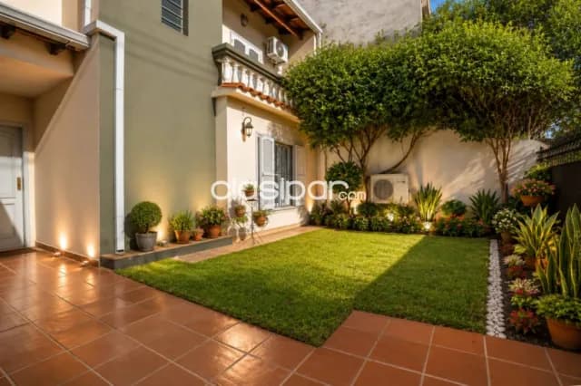 Casa en asuncion en nazareth - esquina con piscina, foto 3