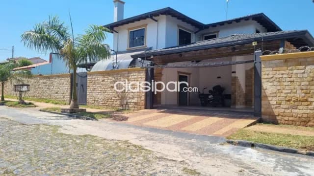 Casa en Lambaré | Esquina | Piscina | 3 Dormitorios | USD 360.000, foto 2