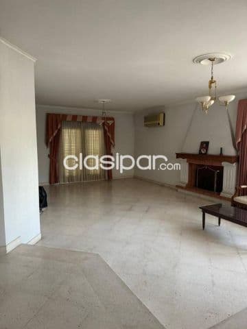 Casa en asuncion en mcal. Lopez - esquina pitiantuta