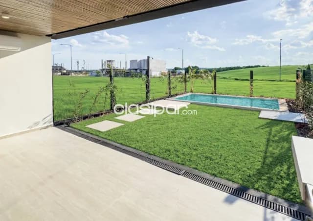 Casa en San Bernardino - townhouse en highlands, foto 2
