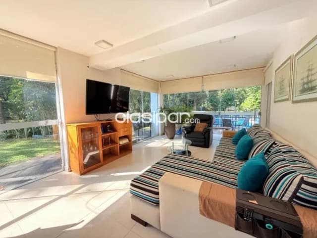 Casa en San Bernardino - zona avda. Mbocaya, foto 3