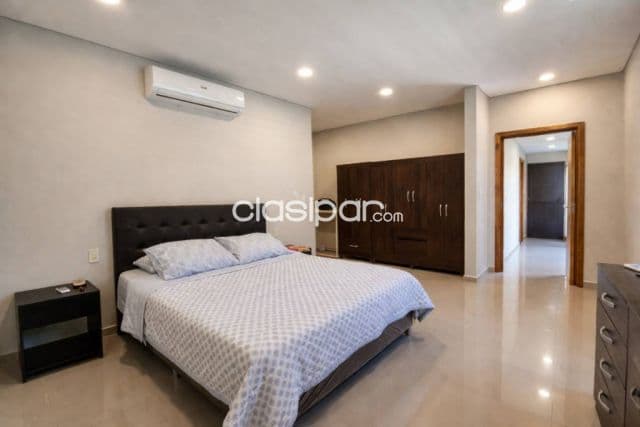 Casa en San Bernardino - cerca del country club