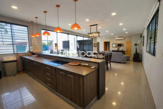 Casa en San Bernardino - cerca del country club, foto 4