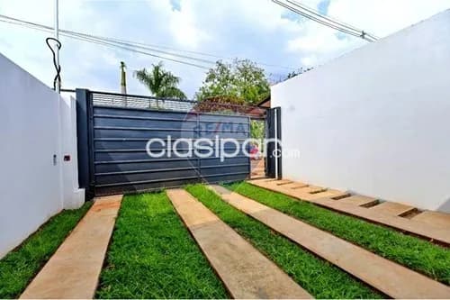 Duplex en Venta en Central Luque, foto 2