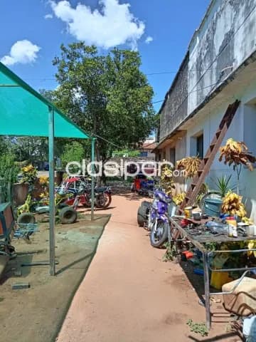 Casa en caacupe - esquina barrio centro con local comercial, foto 4