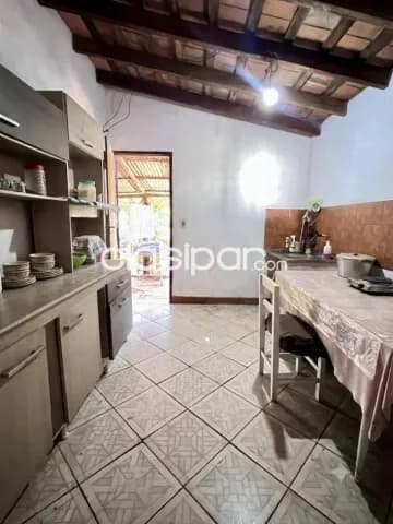 Casa en capiata - barrio yataity a refaccionar, foto 3