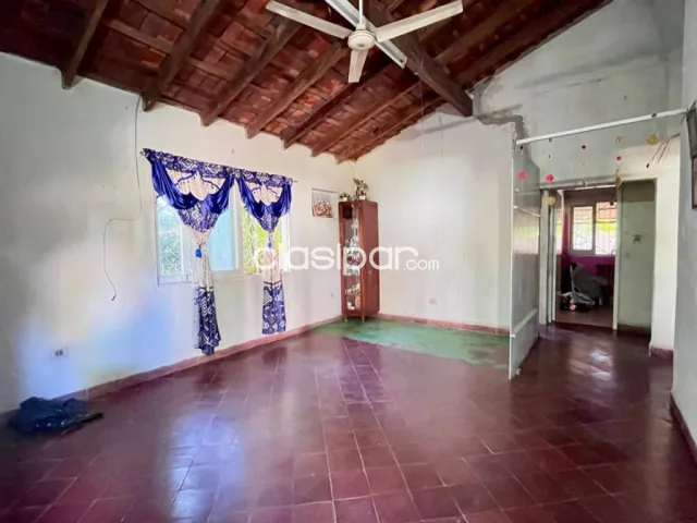 Casa en capiata - barrio yataity a refaccionar, foto 4