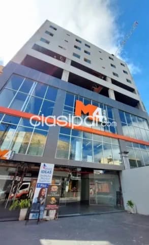 Local comercial en alquiler – galería m4, foto 2