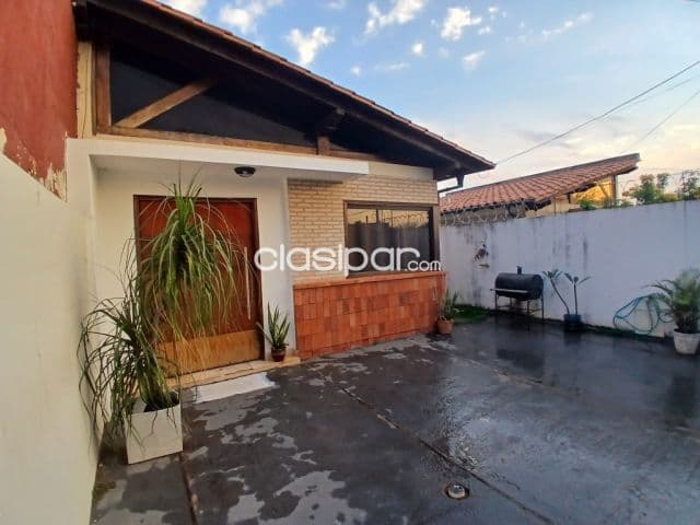 Hermoso duplex en Lambaré