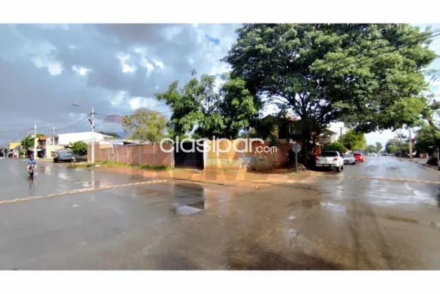 Terreno en esquina Luque cuarto barrio, foto 2
