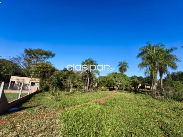 terreno en CDE km10