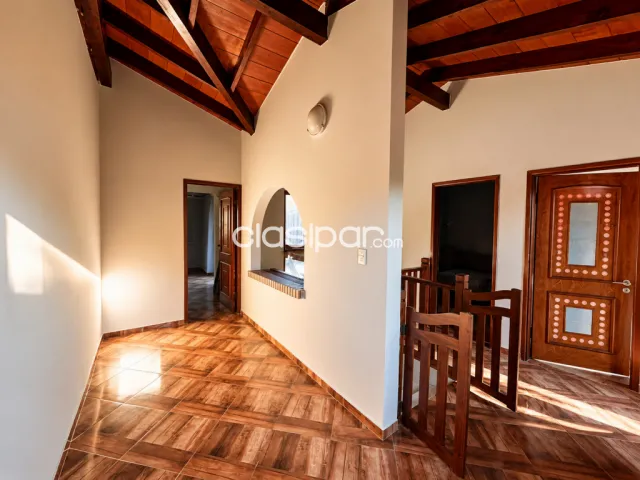 Casa en Venta en San Lorenzo | Barrio San José | 720 m² | Piscina y Quincho, foto 2