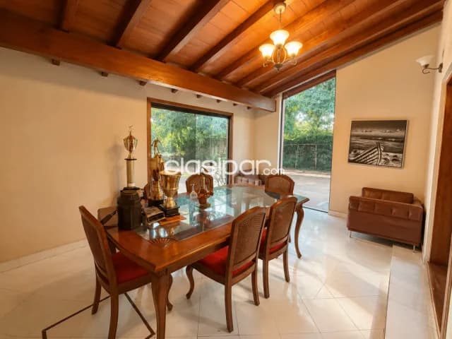 Casa en Venta en San Lorenzo | Barrio San José | 720 m² | Piscina y Quincho, foto 3