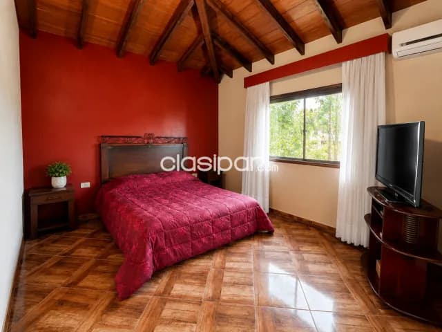 Casa en Venta en San Lorenzo | Barrio San José | 720 m² | Piscina y Quincho, foto 4