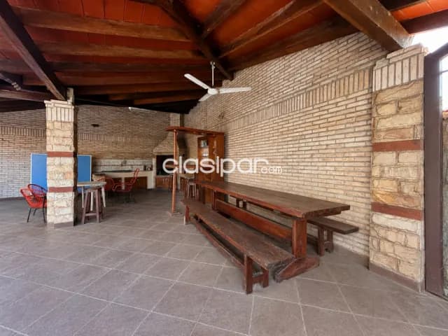 Casa en Venta en San Lorenzo | Barrio San José | 720 m² | Piscina y Quincho, foto 5