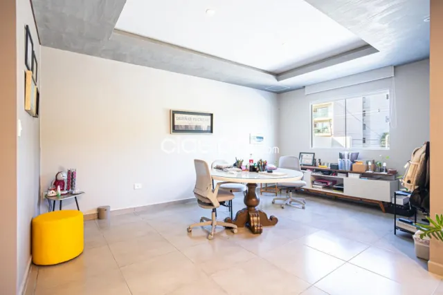 Oportunidad de Inversión sobre Avda. Santísima Trinidad – Propiedad Comercial y Residencia, foto 4