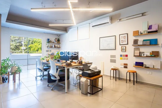 Oportunidad de Inversión sobre Avda. Santísima Trinidad – Propiedad Comercial y Residencia, foto 5