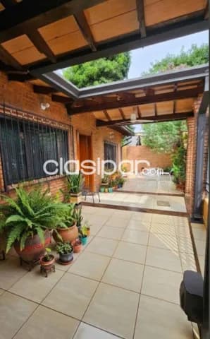 Casa en Luque - ykua dure 320 m2 con quincho y 4 cocheras, foto 3
