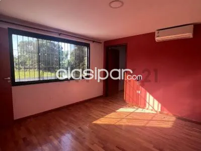 Casa en venta en en venta amplia y confortable casa en itaugua, foto 2