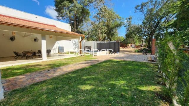 En Venta Casa 100% amoblada de 3 habitaciones en San Bernardino, zona Copaco